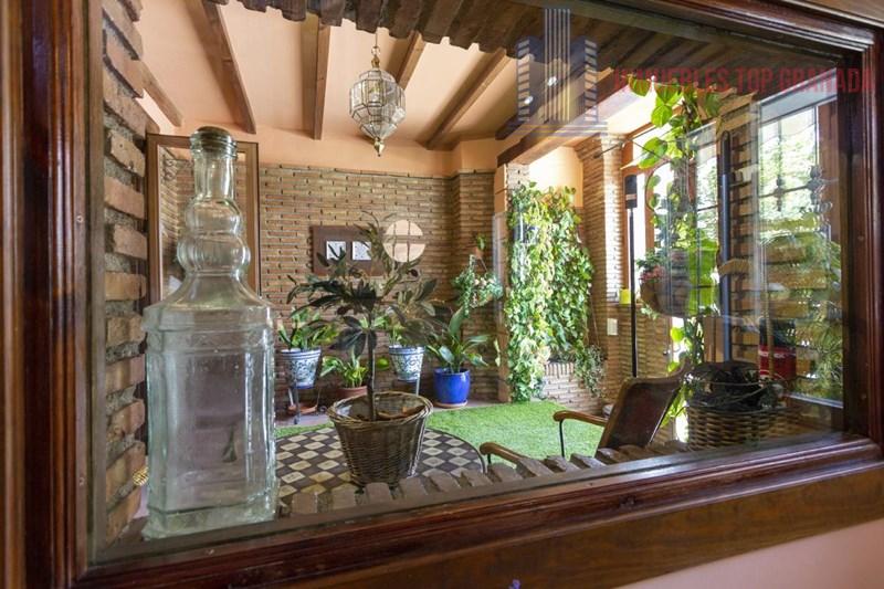 For sale of house in Churriana de la Vega