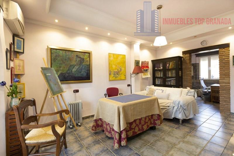 For sale of house in Churriana de la Vega