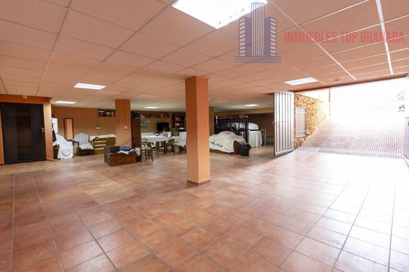 For sale of house in Churriana de la Vega
