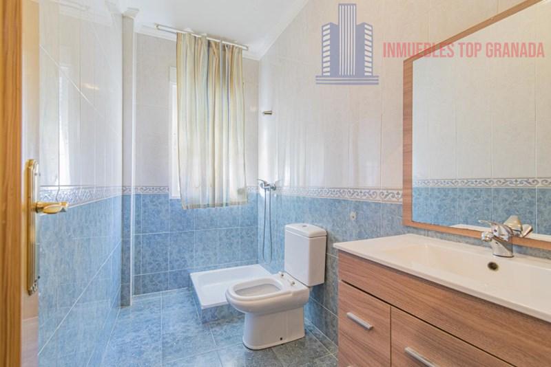 For sale of house in Las Gabias