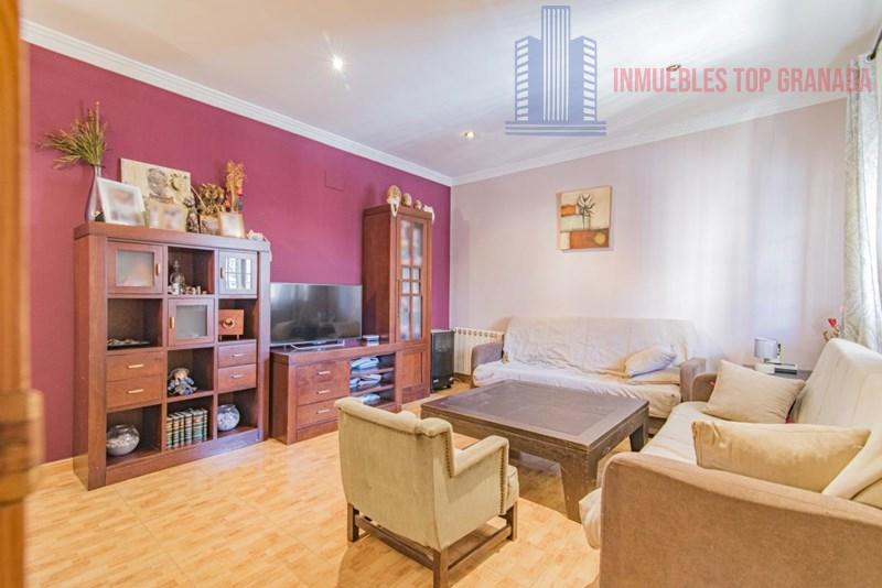 For sale of house in Las Gabias
