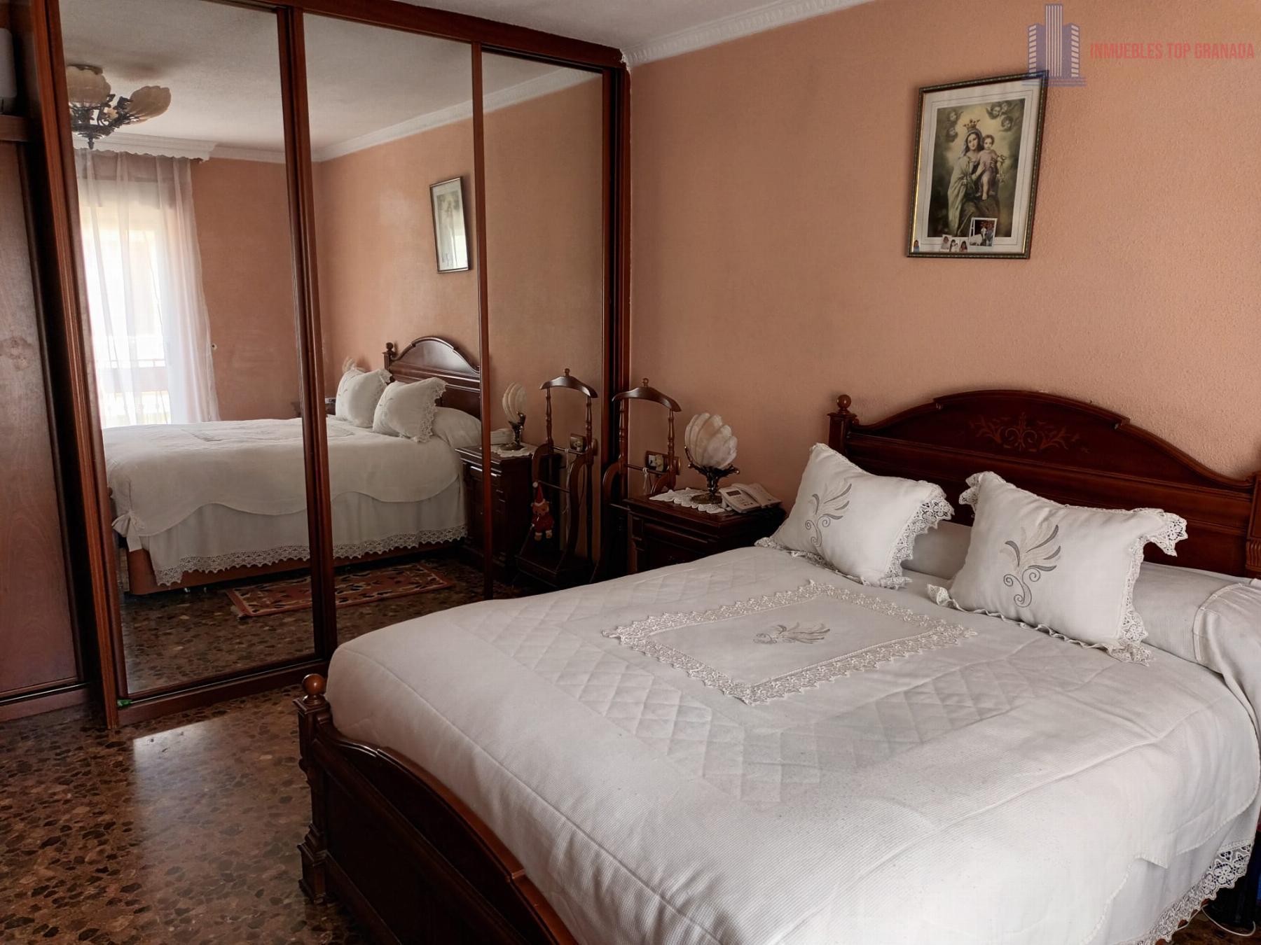 For sale of house in Maracena
