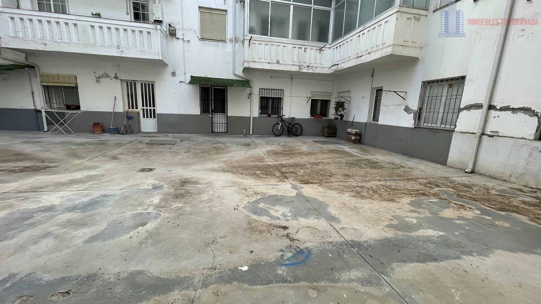 Venta de piso en Granada