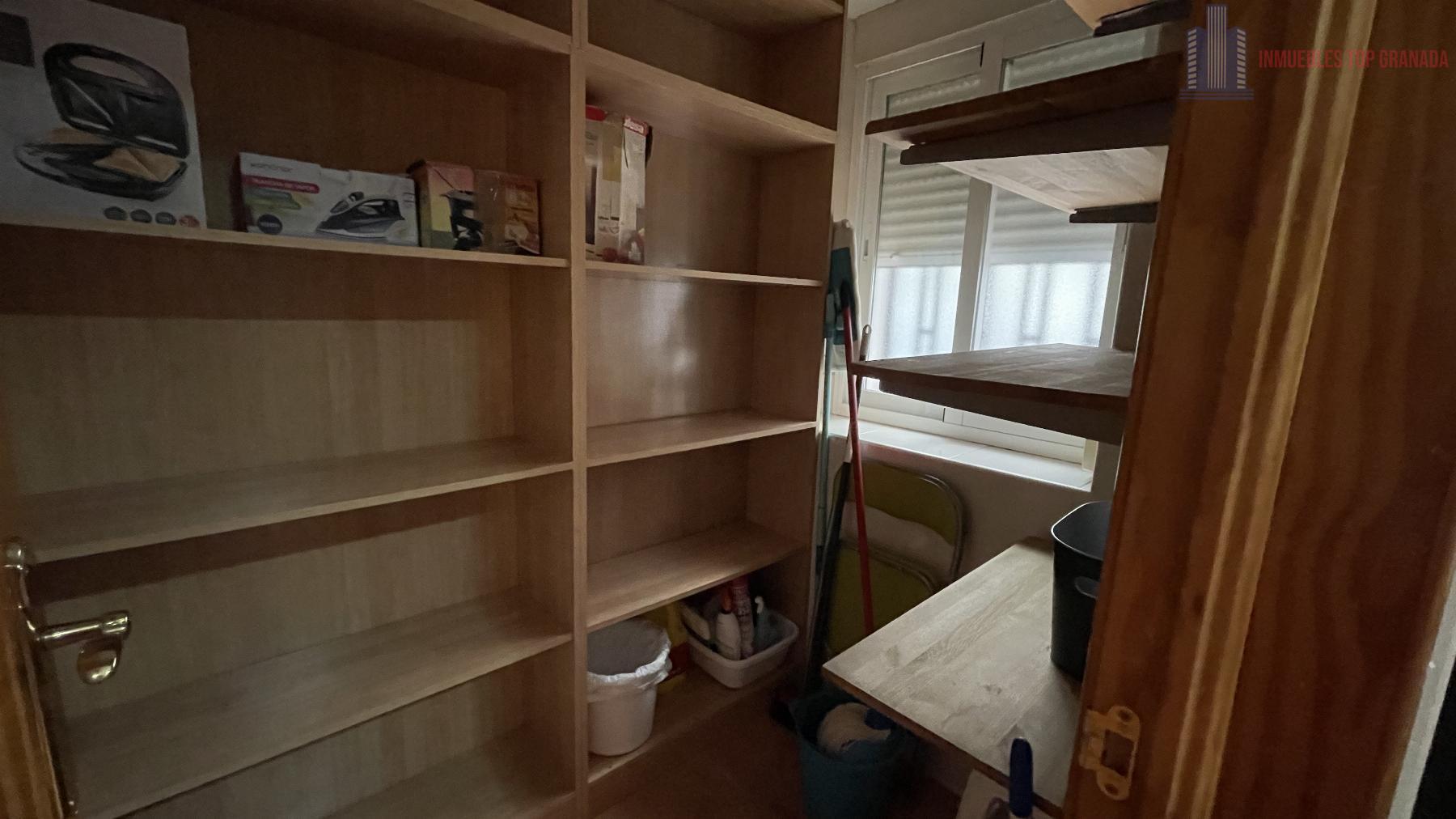 Venta de piso en Granada