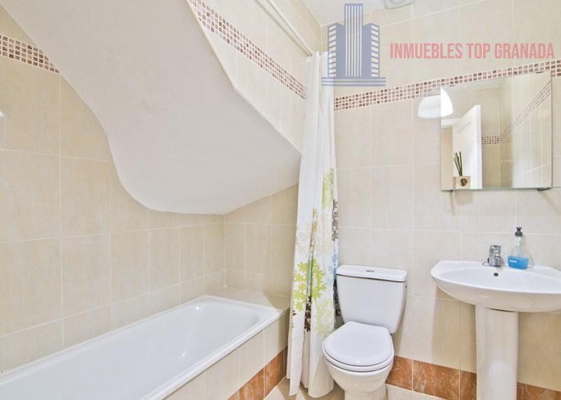 Venta de dúplex en Vélez de Benaudalla