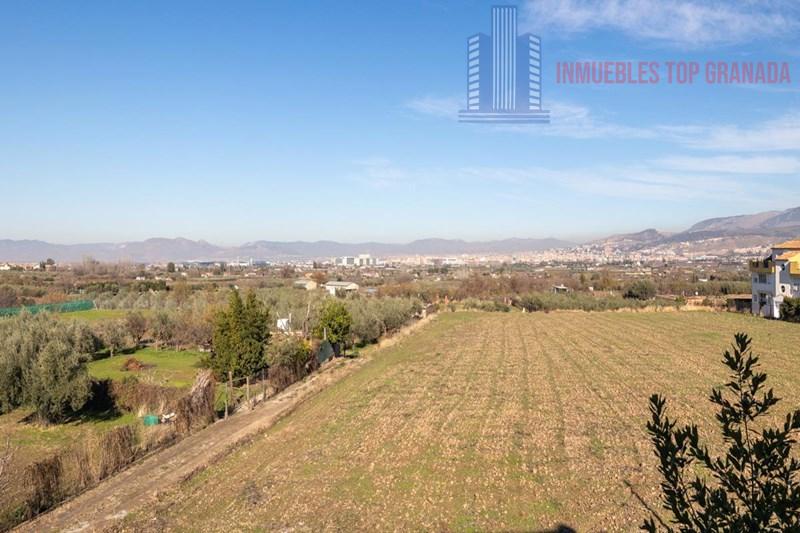For sale of chalet in La Zubia