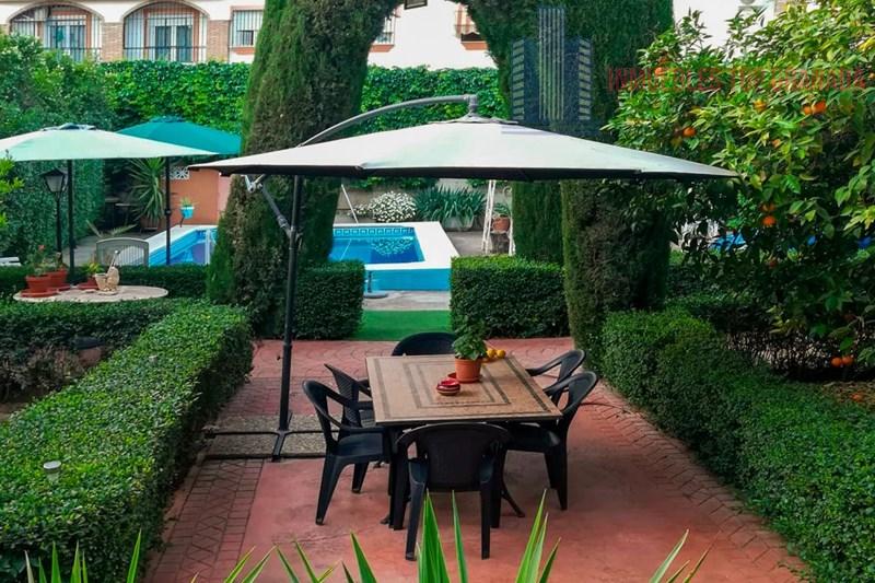 For sale of chalet in La Zubia