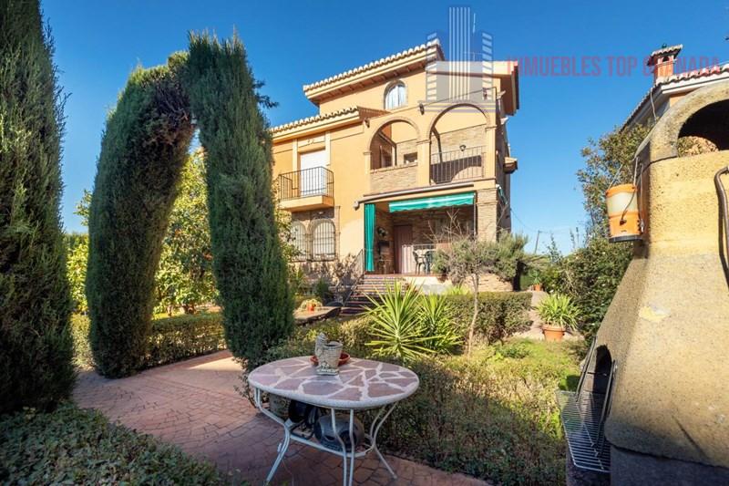 For sale of chalet in La Zubia