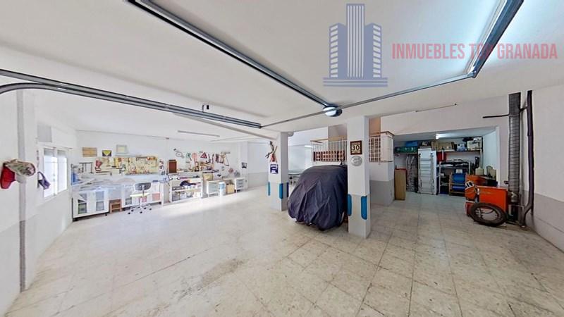 For sale of chalet in Huétor Vega