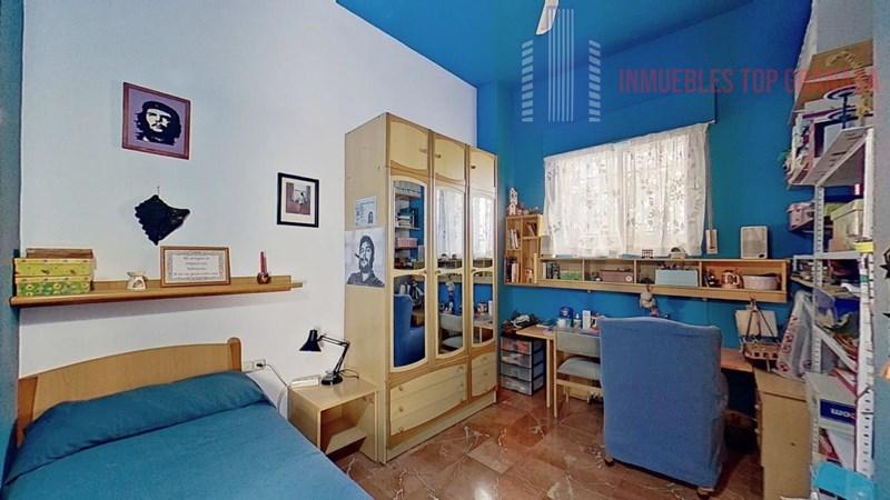 For sale of chalet in Huétor Vega
