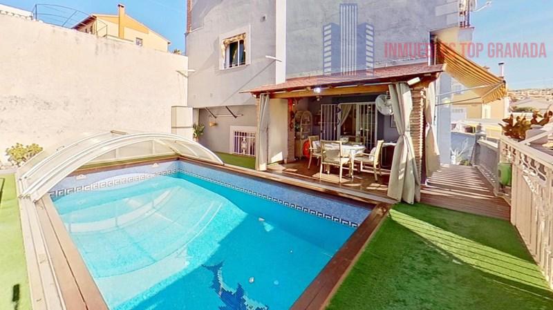 For sale of chalet in Huétor Vega