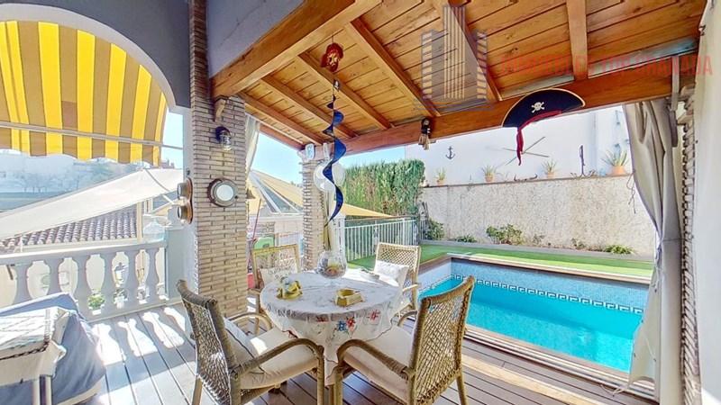 For sale of chalet in Huétor Vega