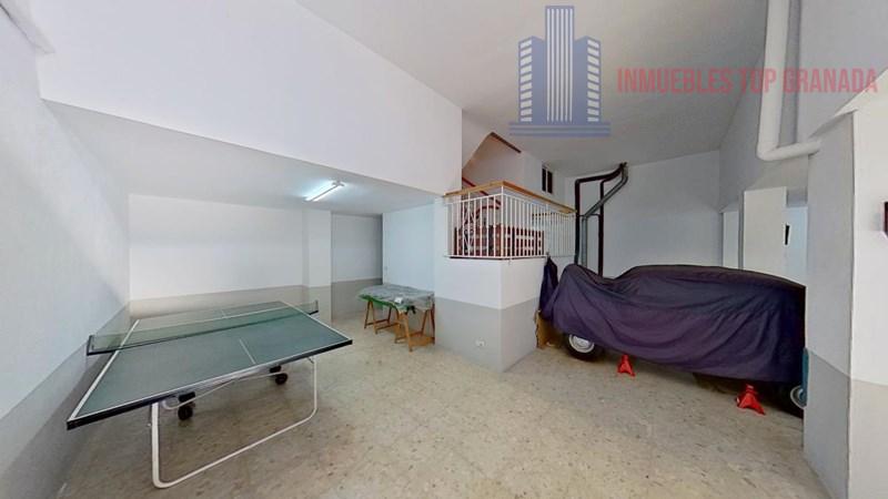 For sale of chalet in Huétor Vega