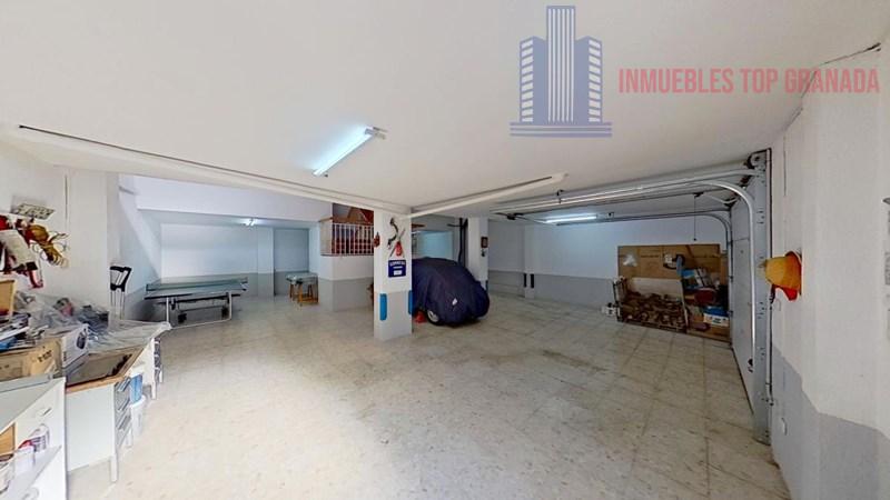 For sale of chalet in Huétor Vega