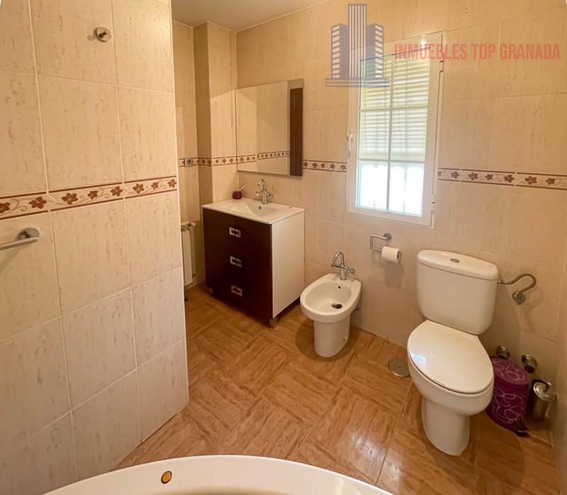 For sale of house in Atarfe