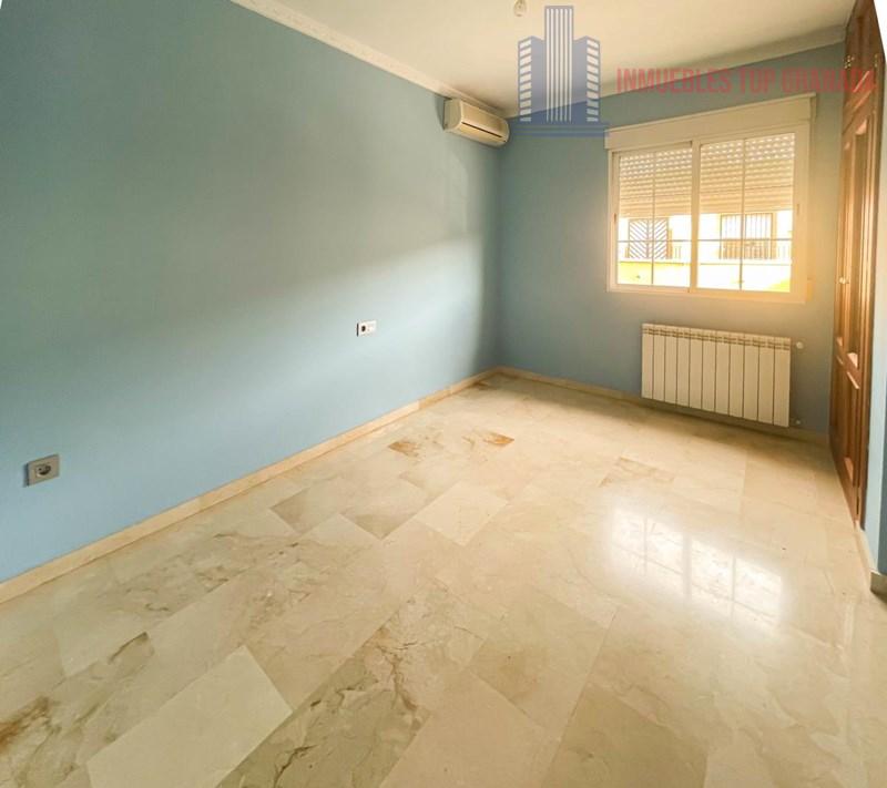 For sale of house in Atarfe