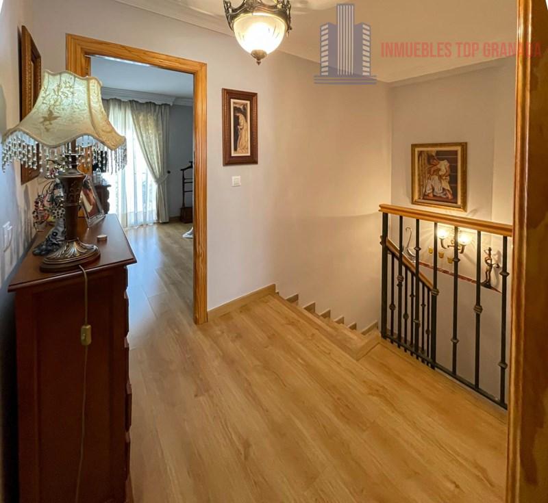 For sale of house in Albolote