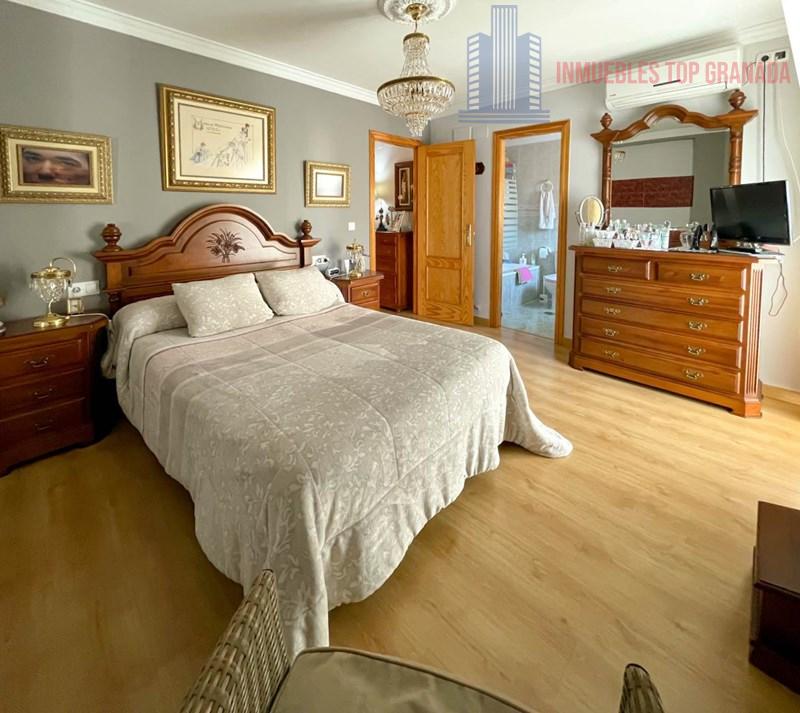 For sale of house in Albolote
