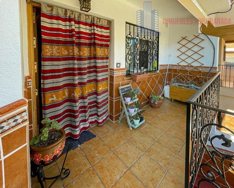 For sale of house in Albolote