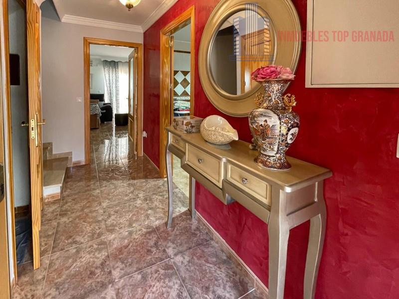 For sale of house in Albolote