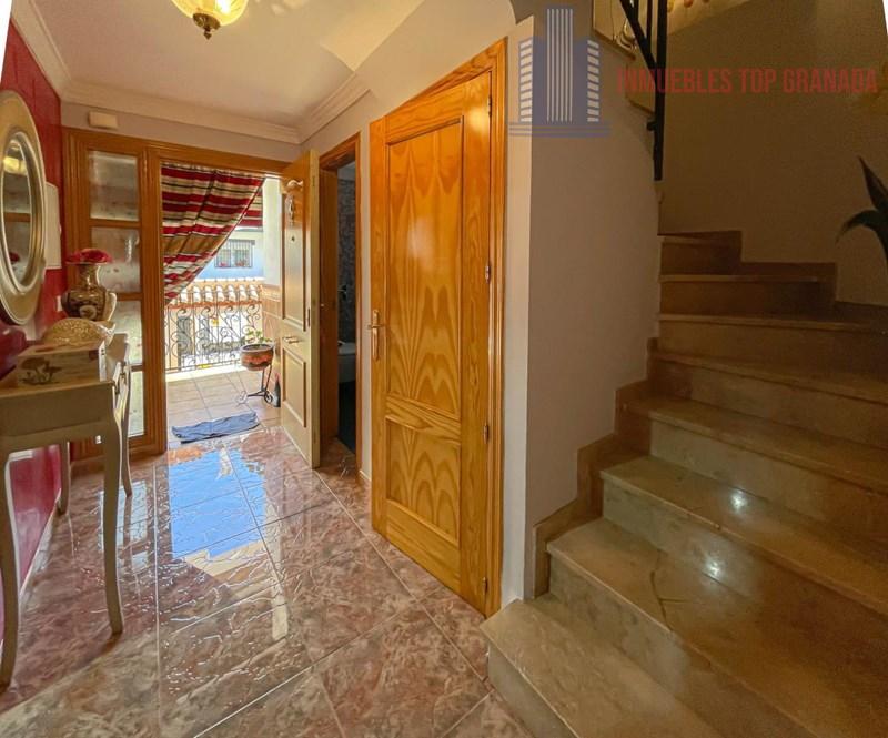 For sale of house in Albolote