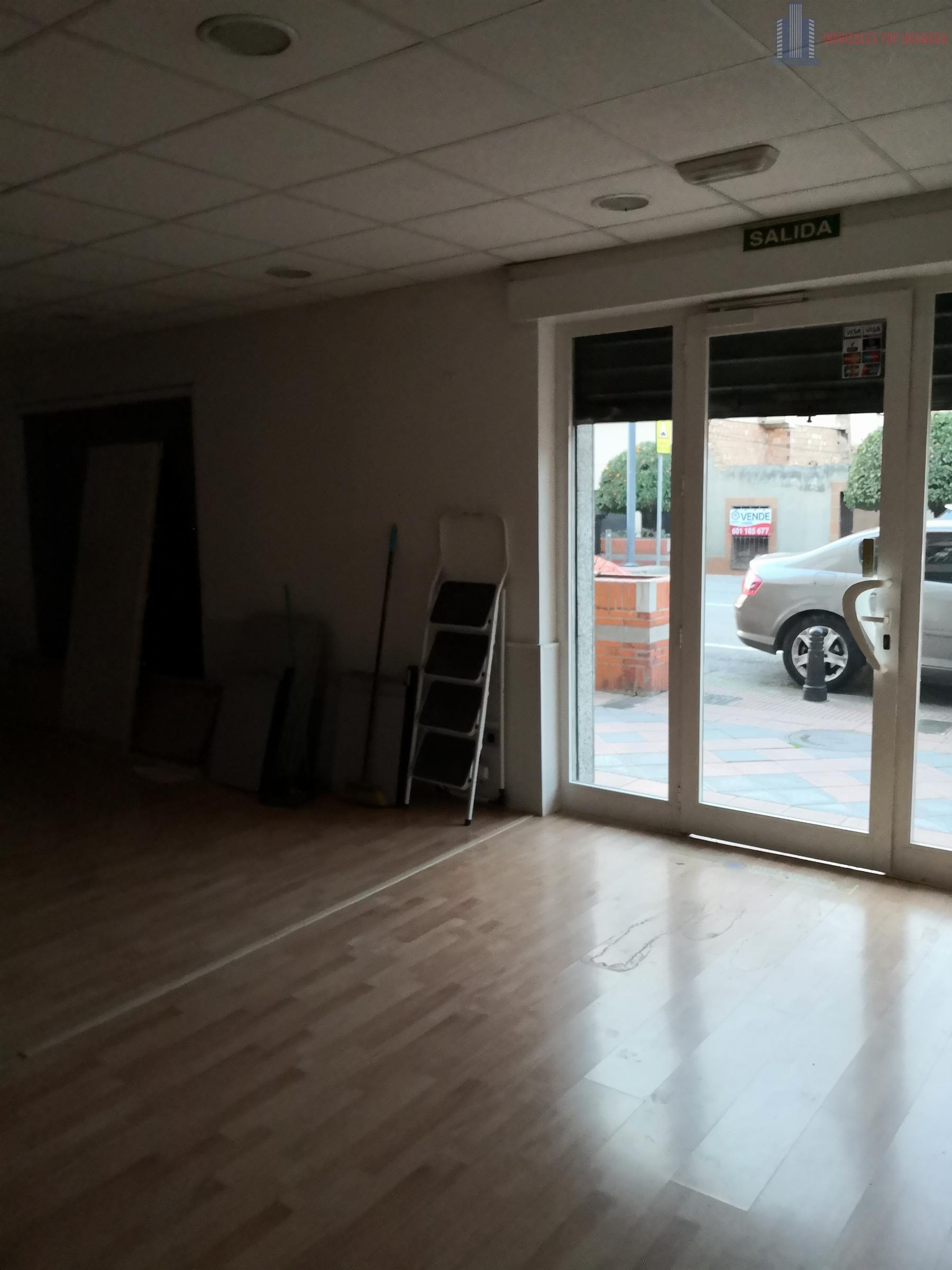 For rent of commercial in Armilla