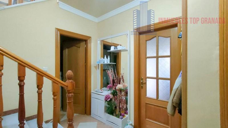 For sale of house in Moraleda de Zafayona