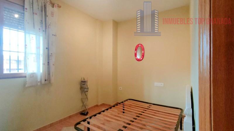 For sale of house in Moraleda de Zafayona