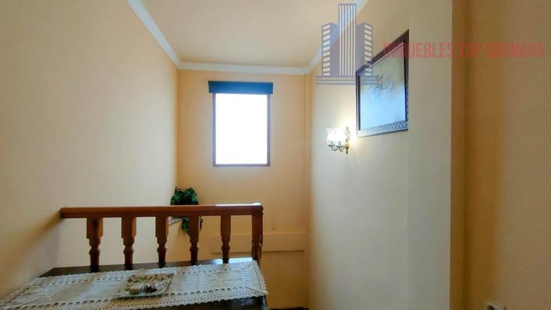 For sale of house in Moraleda de Zafayona