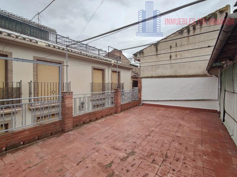For sale of house in Santa Fe