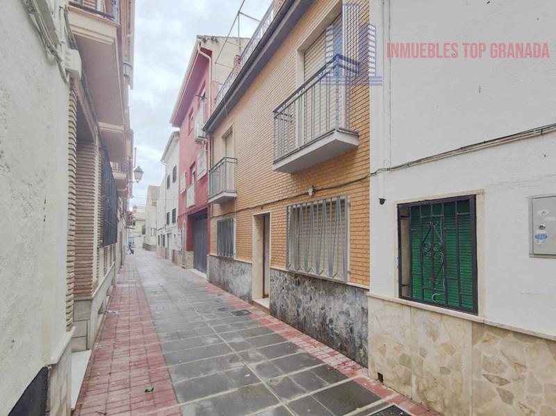 For sale of house in Santa Fe