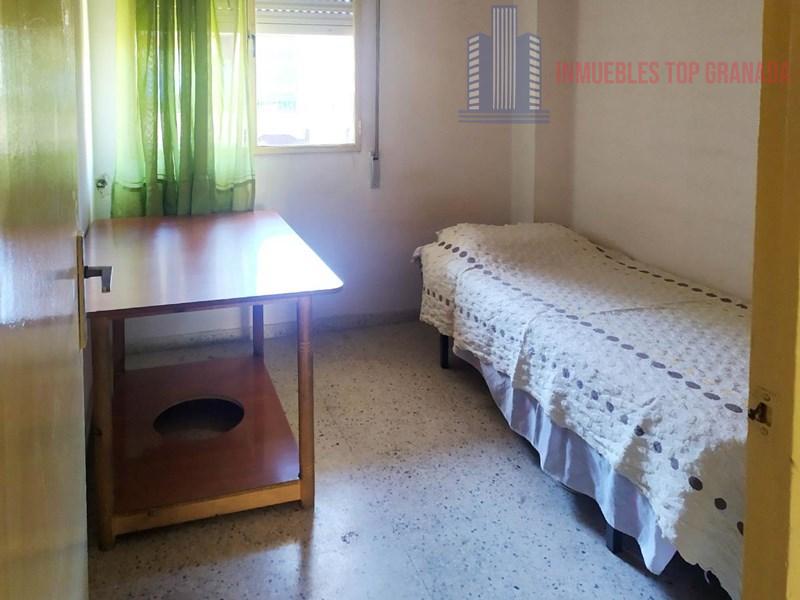 Venta de piso en Granada