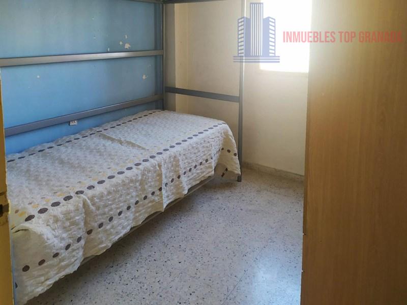 Venta de piso en Granada