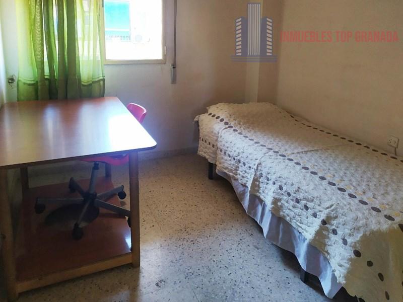 Venta de piso en Granada