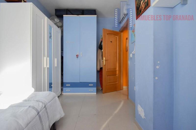 For sale of flat in Armilla