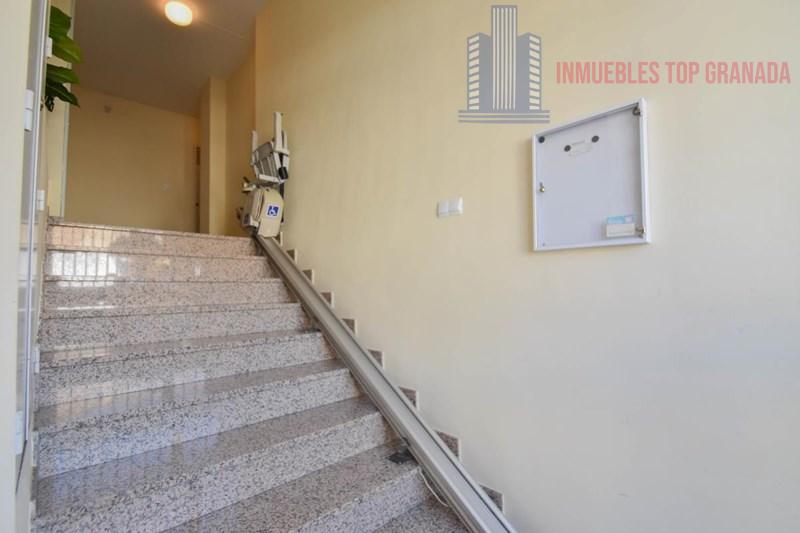 For sale of flat in Armilla