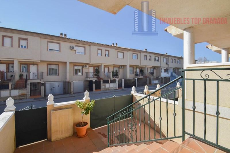 For sale of house in Cijuela