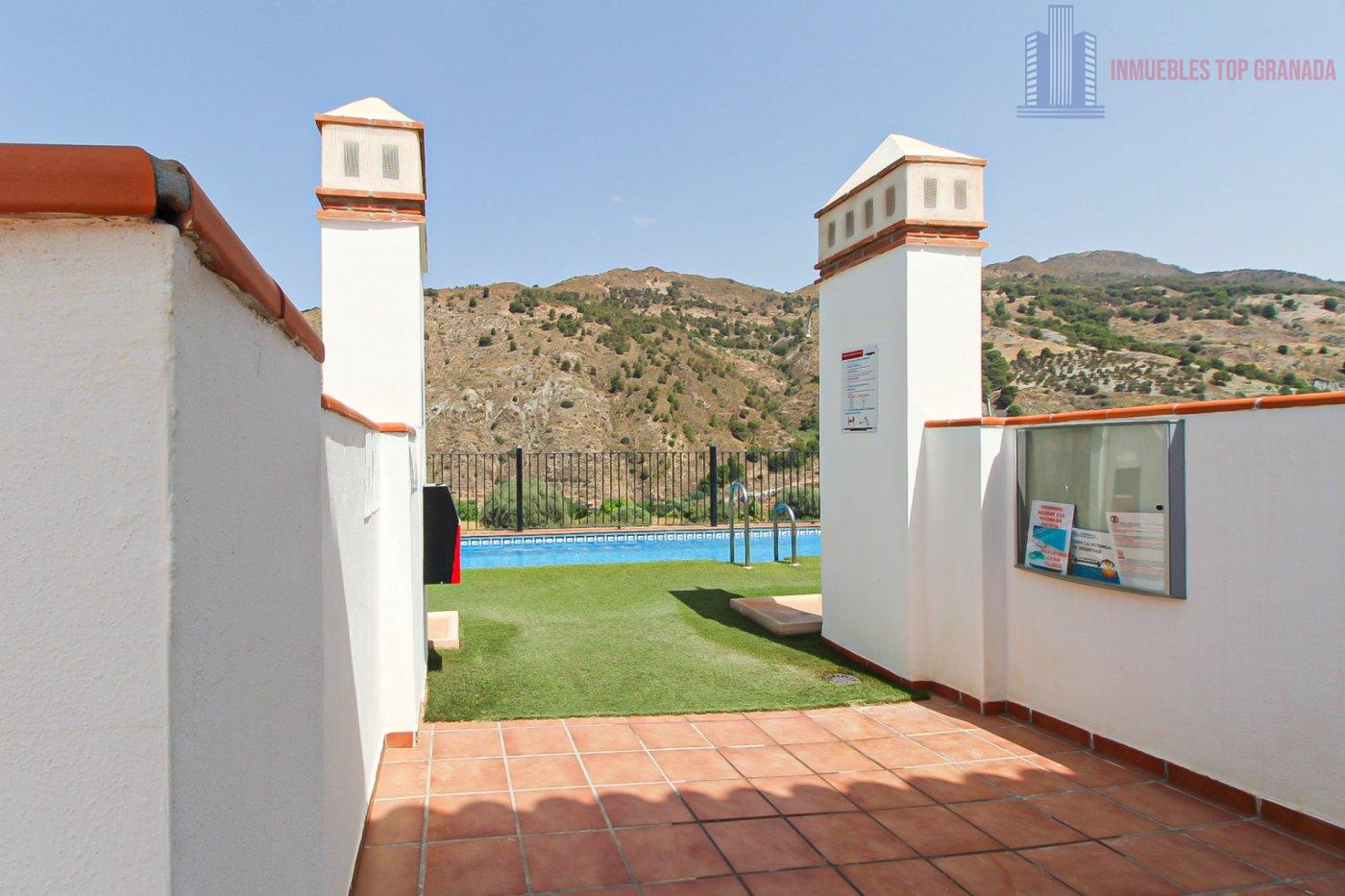 For sale of flat in Vélez de Benaudalla