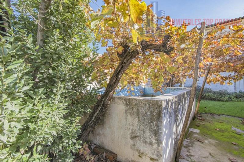 For sale of house in Alhendín