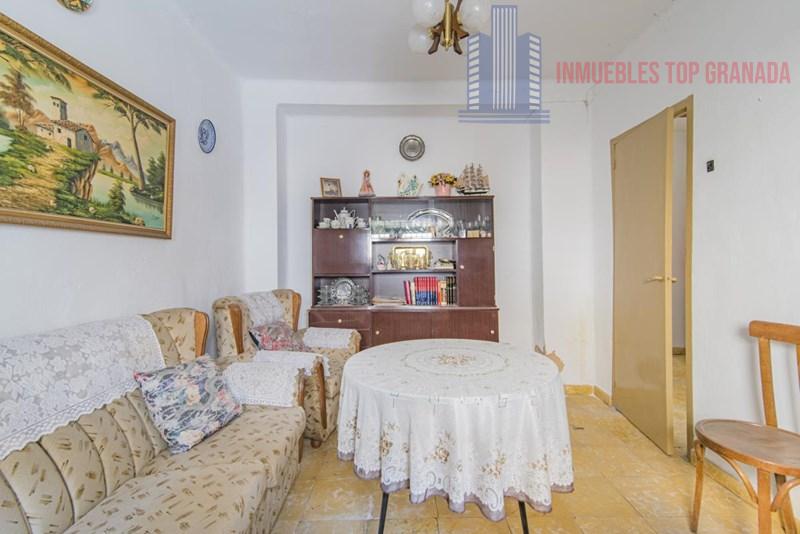 For sale of house in Alhendín