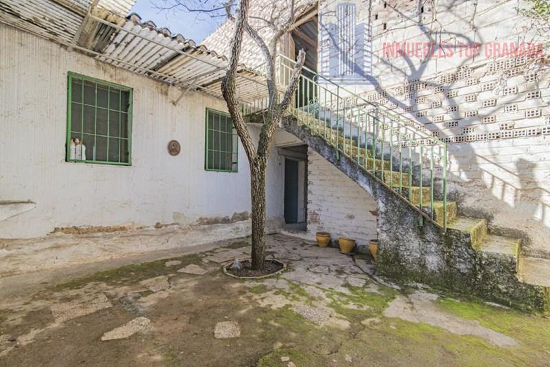 Venta de casa en Alhendín