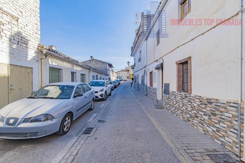 For sale of house in Alhendín