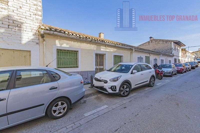 For sale of house in Alhendín