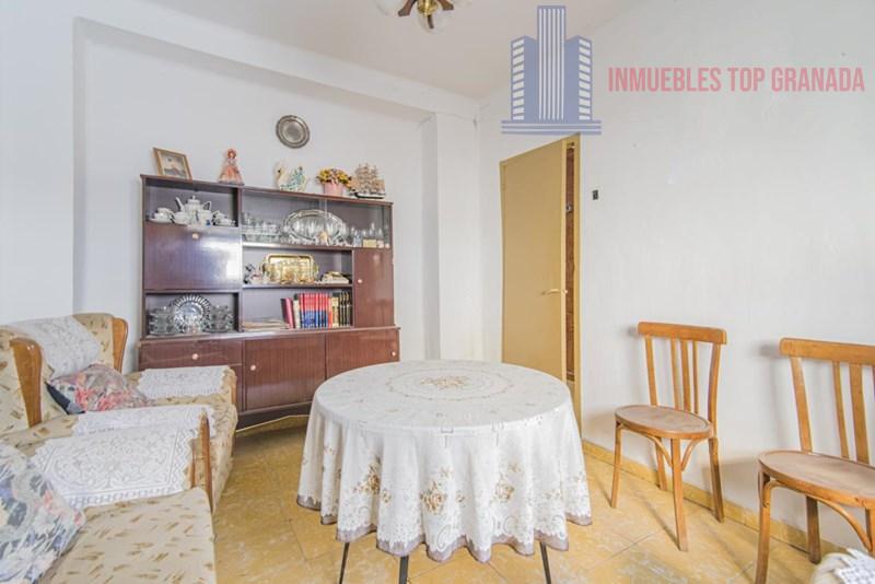 For sale of house in Alhendín