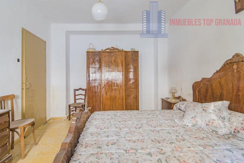 For sale of house in Alhendín