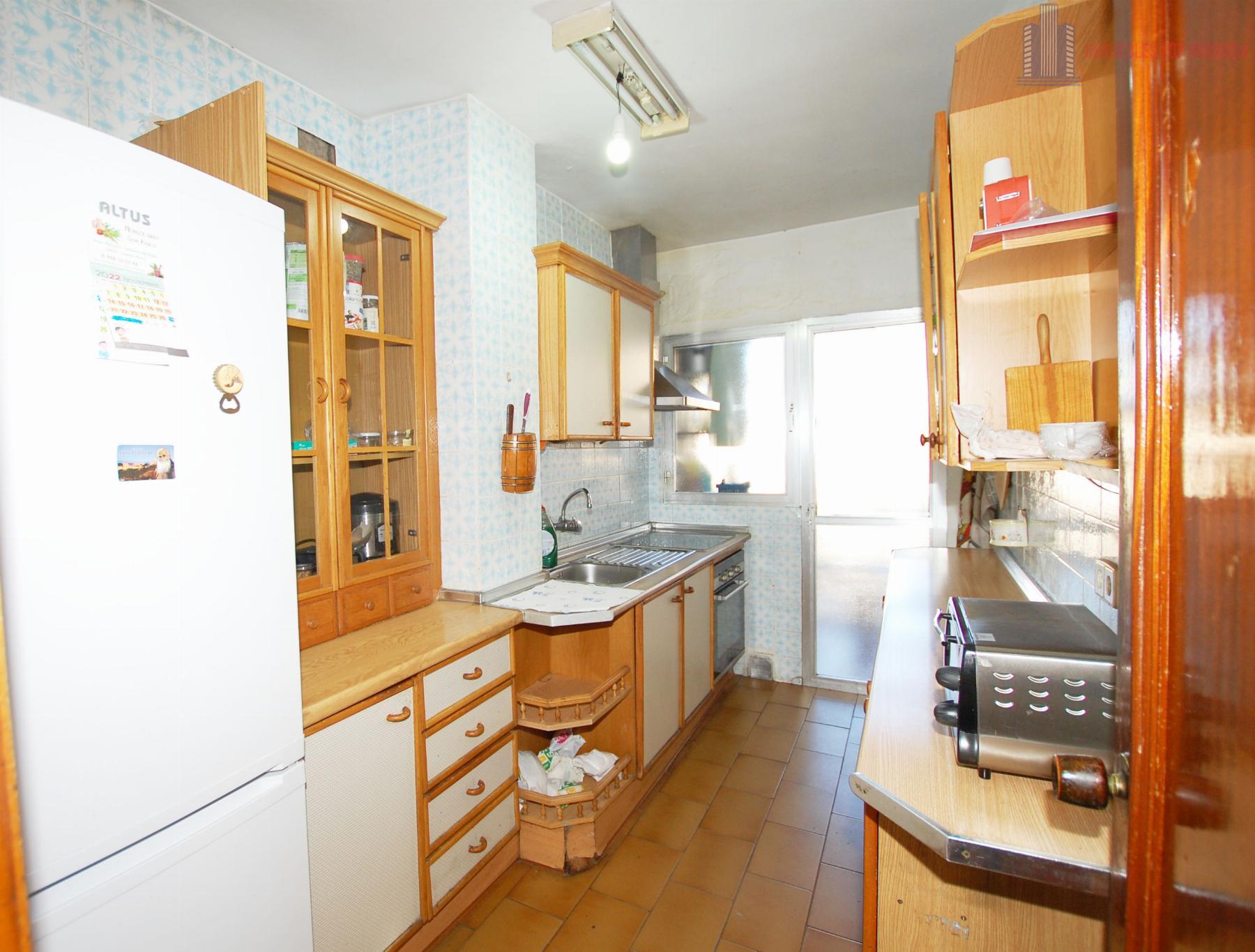 For sale of flat in Granada