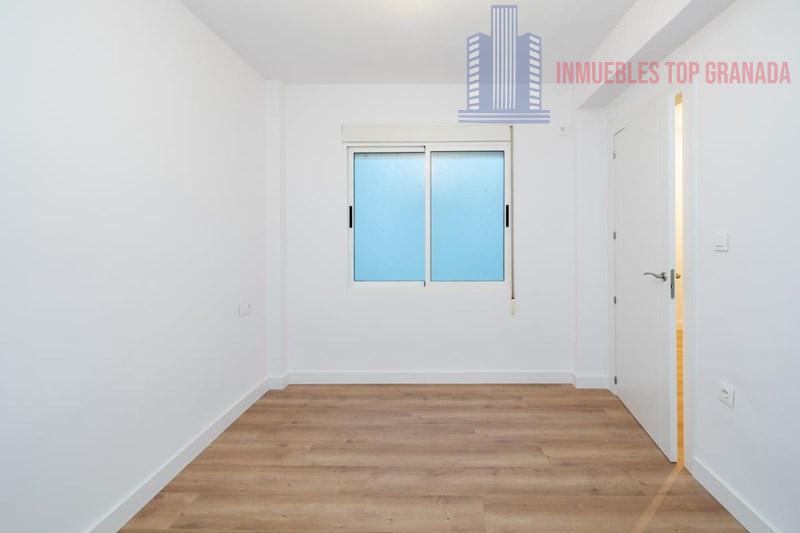 Venta de piso en Granada