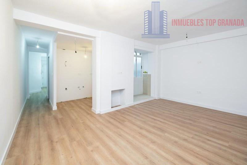 Venta de piso en Granada