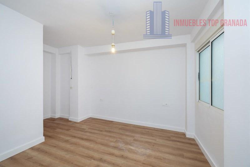 Venta de piso en Granada