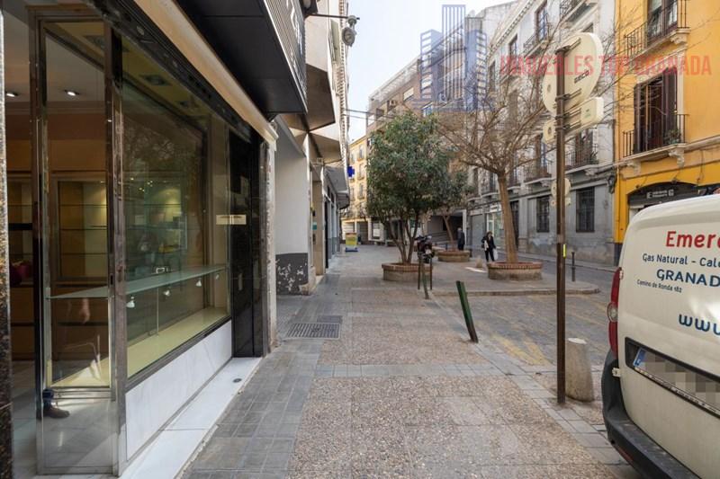 Venta de local comercial en Granada